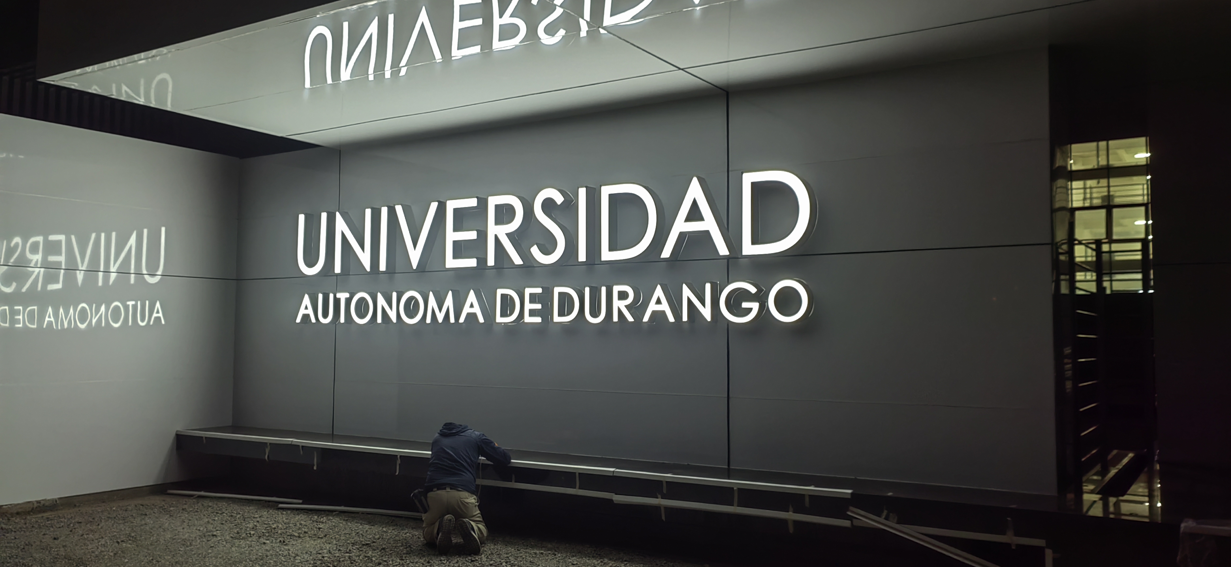Letras retroiluminadas